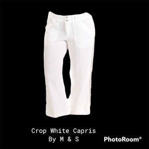 HP #106🎉🎉🎉 Crop white capris US Sz 16 by M&S